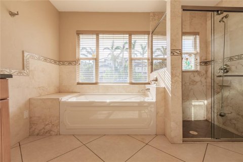 Casa en venta en Sarasota, Florida, 3 dormitorios, 252.6 m2 № 1552439 - foto 20