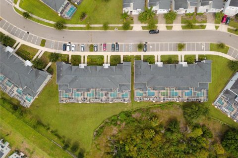 Touwnhouse à vendre à Davenport, Floride: 5 chambres, 201.32 m2 № 2294652 - photo 5