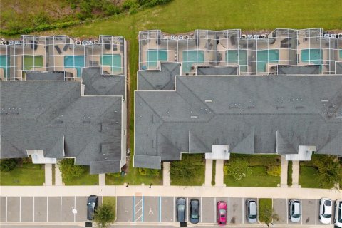 Touwnhouse à vendre à Davenport, Floride: 5 chambres, 201.32 m2 № 2294652 - photo 4