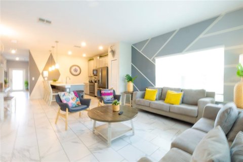 Touwnhouse à vendre à Davenport, Floride: 5 chambres, 201.32 m2 № 2294652 - photo 23