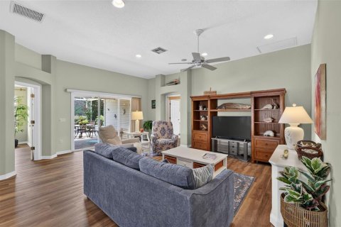 Casa en venta en The Villages, Florida, 3 dormitorios, 176.7 m2 № 2310091 - foto 6