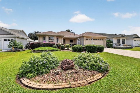 Casa en venta en The Villages, Florida, 3 dormitorios, 176.7 m2 № 2310091 - foto 2
