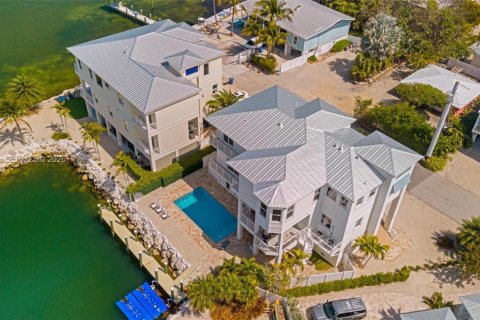 Casa en venta en Marathon, Florida, 5 dormitorios, 355.44 m2 № 2045105 - foto 16