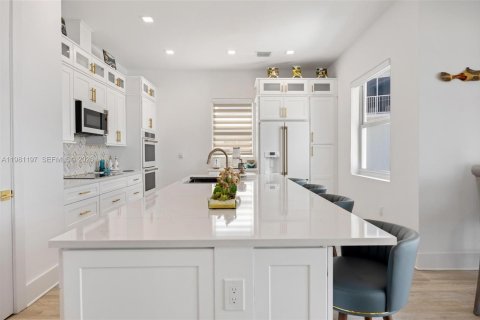 Casa en venta en Marathon, Florida, 5 dormitorios, 355.44 m2 № 2045105 - foto 27