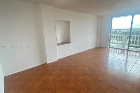 Condominio en venta en Miami, Florida, 1 dormitorio, 78.04 m2 № 1867722 - foto 20