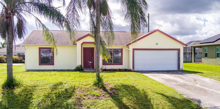 Casa en Port St. Lucie, Florida 3 dormitorios, 110 m2 № 2421141