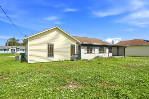 Casa en venta en Port St. Lucie, Florida, 3 dormitorios, 110 m2 № 2421141 - foto 28