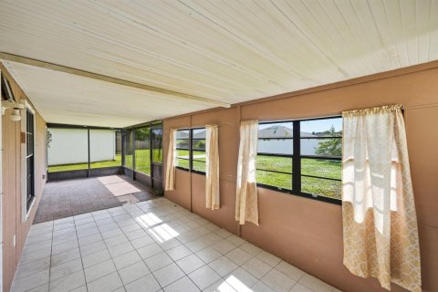 Casa en venta en Port St. Lucie, Florida, 3 dormitorios, 110 m2 № 2421141 - foto 22