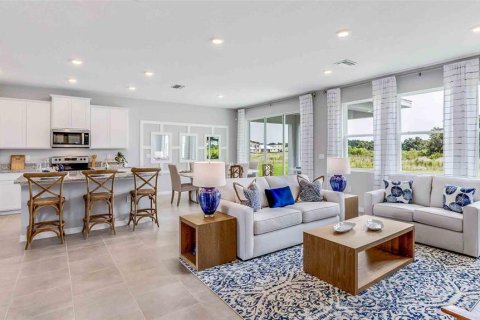 House in Wesley Chapel, Florida 4 bedrooms, 256.04 sq.m. № 1719328 - photo 6