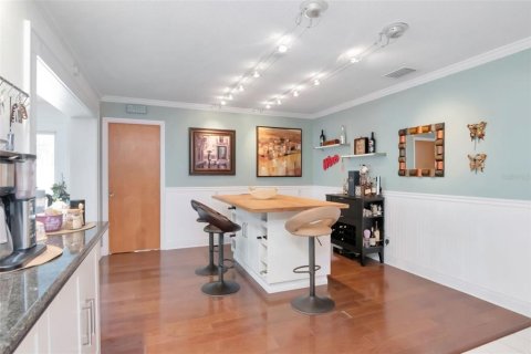 Casa en venta en Saint Petersburg, Florida, 4 dormitorios, 214.79 m2 № 2142898 - foto 8