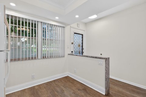 Condominio en venta en Coconut Creek, Florida, 2 dormitorios, 107.4 m2 № 2185222 - foto 2
