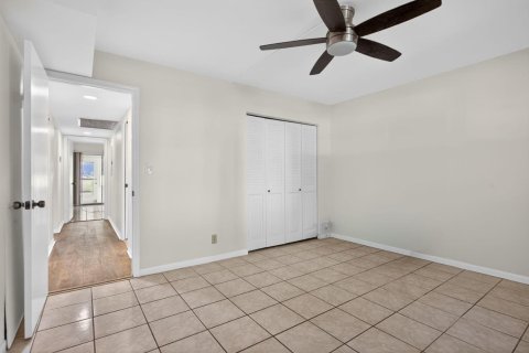 Condominio en venta en Coconut Creek, Florida, 2 dormitorios, 107.4 m2 № 2185222 - foto 22