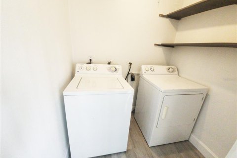 Copropriété à louer à Tampa, Floride: 2 chambres, 102.01 m2 № 2277522 - photo 4