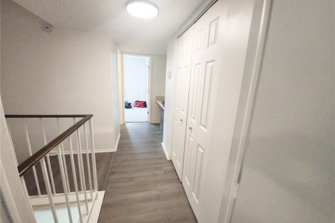 Copropriété à louer à Tampa, Floride: 2 chambres, 102.01 m2 № 2277522 - photo 11