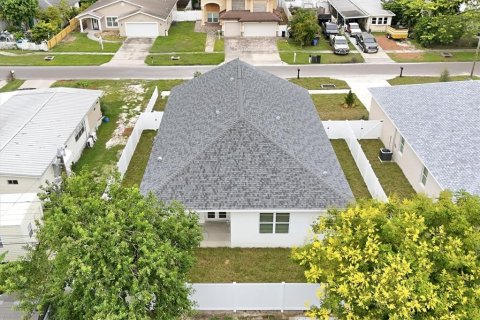 Casa en venta en Pinellas Park, Florida, 4 dormitorios, 167.41 m2 № 2408528 - foto 25