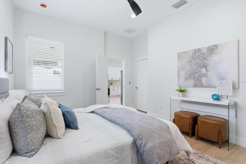 Casa en venta en Pinellas Park, Florida, 4 dormitorios, 167.41 m2 № 2408528 - foto 11