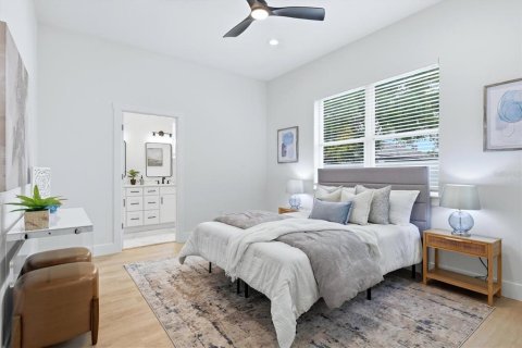 Casa en venta en Pinellas Park, Florida, 4 dormitorios, 167.41 m2 № 2408528 - foto 12
