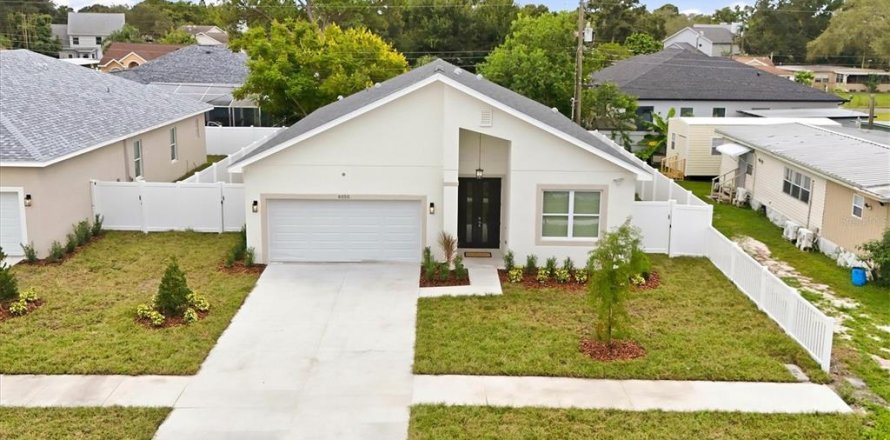 Casa en Pinellas Park, Florida 4 dormitorios, 167.41 m2 № 2408528
