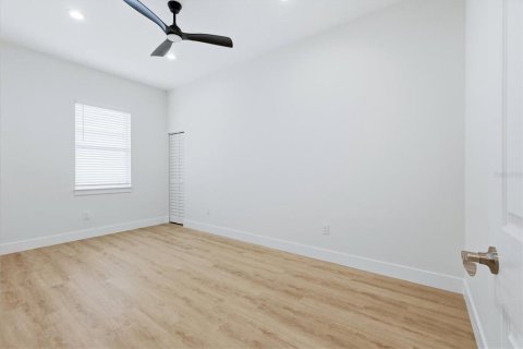 Casa en venta en Pinellas Park, Florida, 4 dormitorios, 167.41 m2 № 2408528 - foto 22