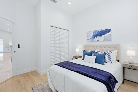 Casa en venta en Pinellas Park, Florida, 4 dormitorios, 167.41 m2 № 2408528 - foto 16
