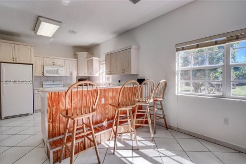Casa en alquiler en Homestead, Florida, 3 dormitorios, 226.03 m2 № 2075217 - foto 16