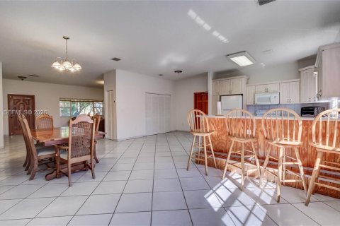 Casa en alquiler en Homestead, Florida, 3 dormitorios, 226.03 m2 № 2075217 - foto 15