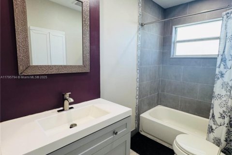 Condominio en venta en Hallandale Beach, Florida, 1 dormitorio, 72.93 m2 № 1860953 - foto 13