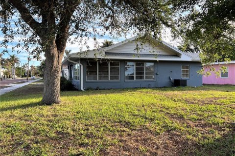 Casa en venta en Punta Gorda, Florida, 2 dormitorios, 102.38 m2 № 1511285 - foto 2