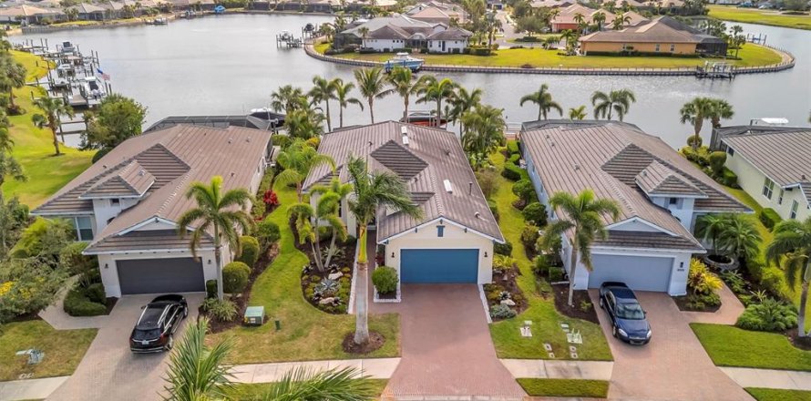 Villa ou maison à Bradenton, Floride 3 chambres, 188.96 m2 № 2355784