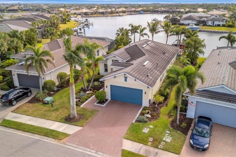 Villa ou maison à vendre à Bradenton, Floride: 3 chambres, 188.96 m2 № 2355784 - photo 5