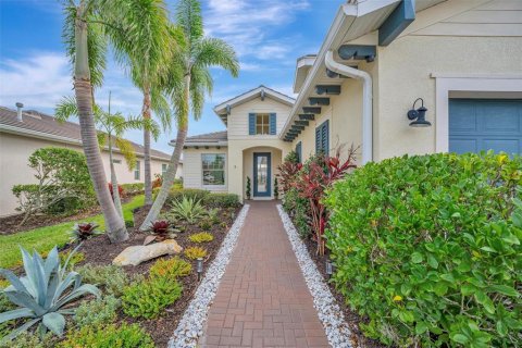 Villa ou maison à vendre à Bradenton, Floride: 3 chambres, 188.96 m2 № 2355784 - photo 9