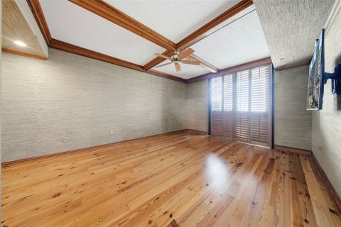 Condo in Saint Petersburg, Florida, 3 bedrooms  № 2145549 - photo 25