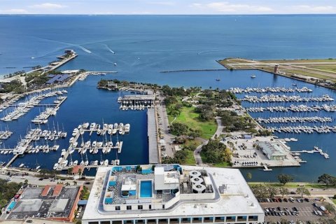 Condo in Saint Petersburg, Florida, 3 bedrooms  № 2145549 - photo 3