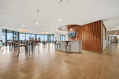 Condo in Saint Petersburg, Florida, 3 bedrooms  № 2145549 - photo 30