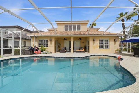 Villa ou maison à vendre à Tampa, Floride: 5 chambres, 341.04 m2 № 2201320 - photo 27
