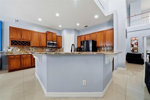 Villa ou maison à vendre à Tampa, Floride: 5 chambres, 341.04 m2 № 2201320 - photo 5