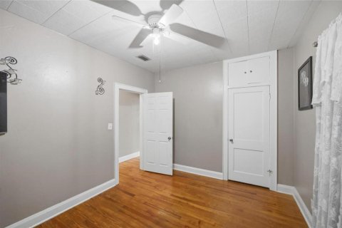 House in Winter Haven, Florida 3 bedrooms, 121.7 sq.m. № 2215690 - photo 18
