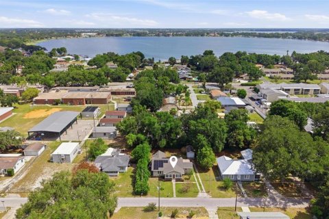 House in Winter Haven, Florida 3 bedrooms, 121.7 sq.m. № 2215690 - photo 29