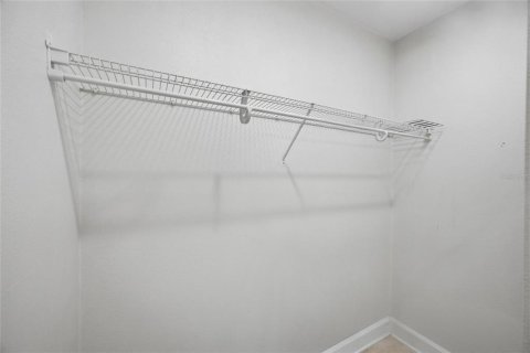 House in Winter Haven, Florida 3 bedrooms, 121.7 sq.m. № 2215690 - photo 19