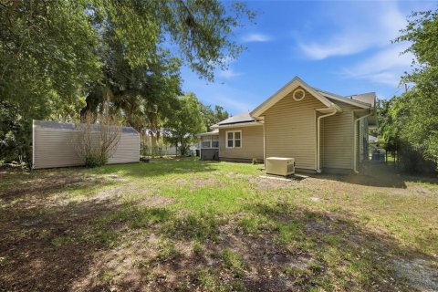 House in Winter Haven, Florida 3 bedrooms, 121.7 sq.m. № 2215690 - photo 27