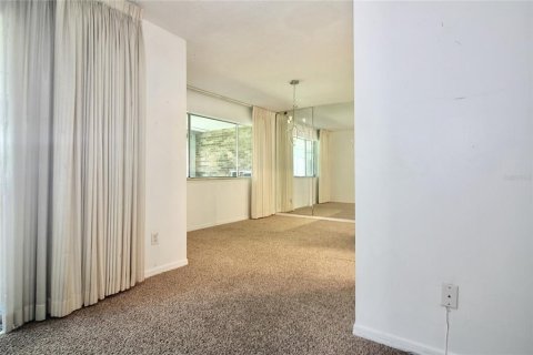 Copropriété à vendre à Altamonte Springs, Floride: 4 chambres, 183.48 m2 № 1255106 - photo 12