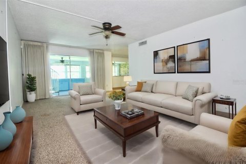 Copropriété à vendre à Altamonte Springs, Floride: 4 chambres, 183.48 m2 № 1255106 - photo 5