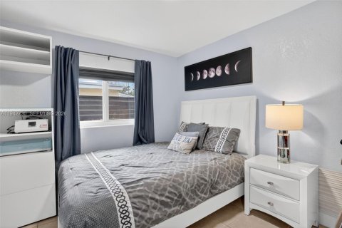 Casa en venta en Miramar, Florida, 4 dormitorios, 134.62 m2 № 2000008 - foto 16