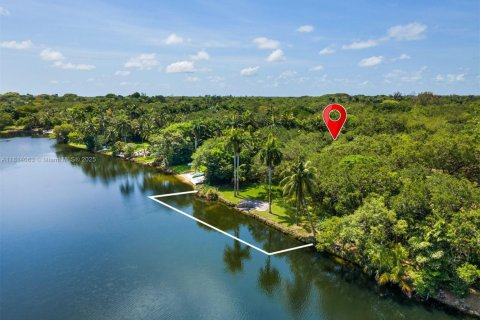 Land in Coral Gables, Florida № 1766821 - photo 7