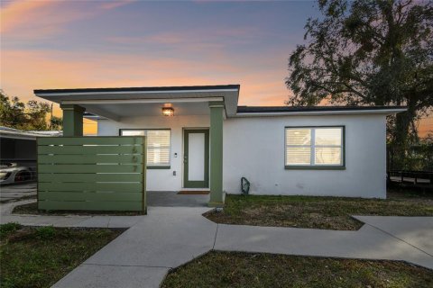 Casa en Tampa, Florida 2 dormitorios, 80.73 m2 № 2111214