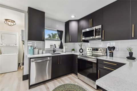 Casa en alquiler en Tampa, Florida, 2 dormitorios, 80.73 m2 № 2111214 - foto 27