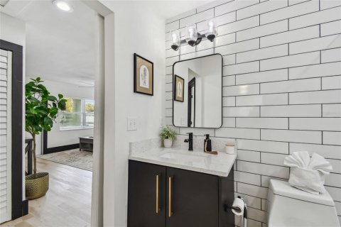 Casa en alquiler en Tampa, Florida, 2 dormitorios, 80.73 m2 № 2111214 - foto 17