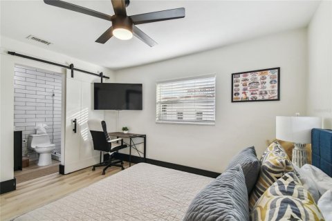 Casa en alquiler en Tampa, Florida, 2 dormitorios, 80.73 m2 № 2111214 - foto 16