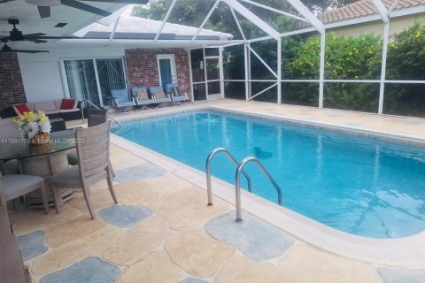 Casa en alquiler en Deerfield Beach, Florida, 3 dormitorios, 161.09 m2 № 2059814 - foto 12
