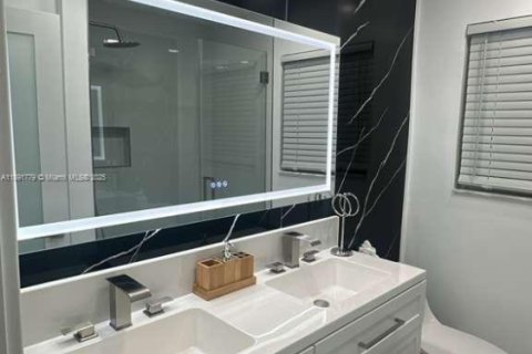 Casa en alquiler en Deerfield Beach, Florida, 3 dormitorios, 161.09 m2 № 2059814 - foto 16